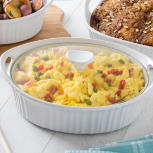 Corningware French White 2.35L Oval Covered Casserole - Image 3